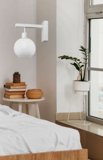 Kinkiet ścienny metalowy biały klosz Venus Milky