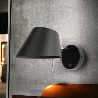 Kinkiet  regulowany czarny z włącznikiem Fenix