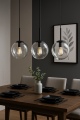 Lampa wisząca Ledigo Lava Black nad stołem.png
