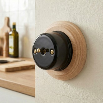 Ramka drewniana pojedyncza do ceramiki natynkowej 