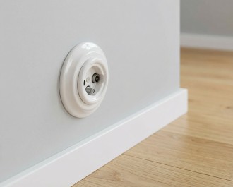 Gniazdo ceramiczne TV/SAT Z RAMKĄ K1-TV SATA WHITE