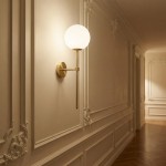 Kinkiet minimalistyczny złoty Milano mleczna kula