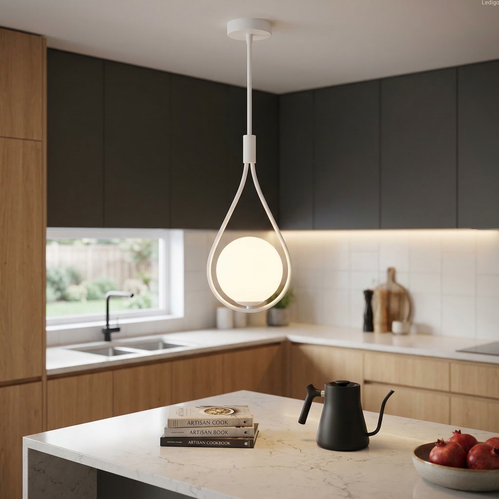 Lampa do kuchni biała nad wyspą Milano Ledigo .jpg