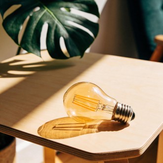 Żarówka LED E27 10W amber A60 jasna ciepła