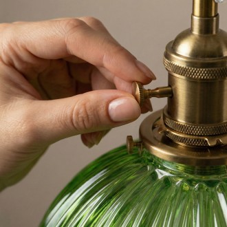 Lampa wisząca szklana zielona ryflowana Dalia