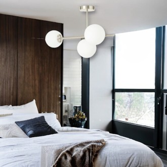 Lampa Milano silver potrójna mleczne kule dwuobwodowa
