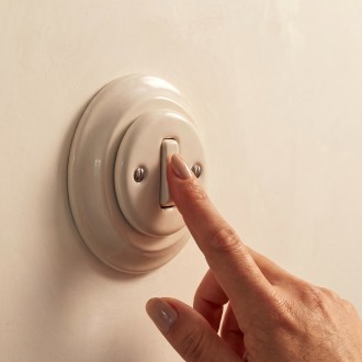 Ceramiczny retro dzwonek do drzwi przycisk dzwonka biały podtynkowy z ramką K1-R231QB