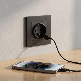 Gniazdo USB + USB-C z aluminiową ramką z uziemieniem czarne Loft Line 