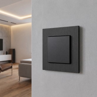 Włącznik pojedynczy schodowy z aluminiową ramką czarny Loft Line
