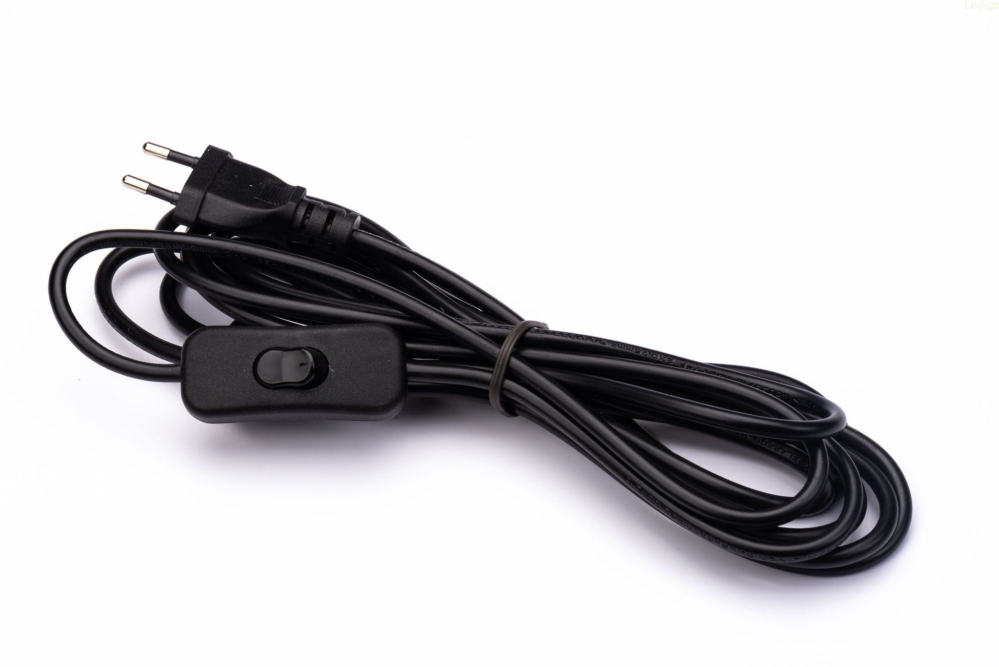 kabel czarny pvc.jpg